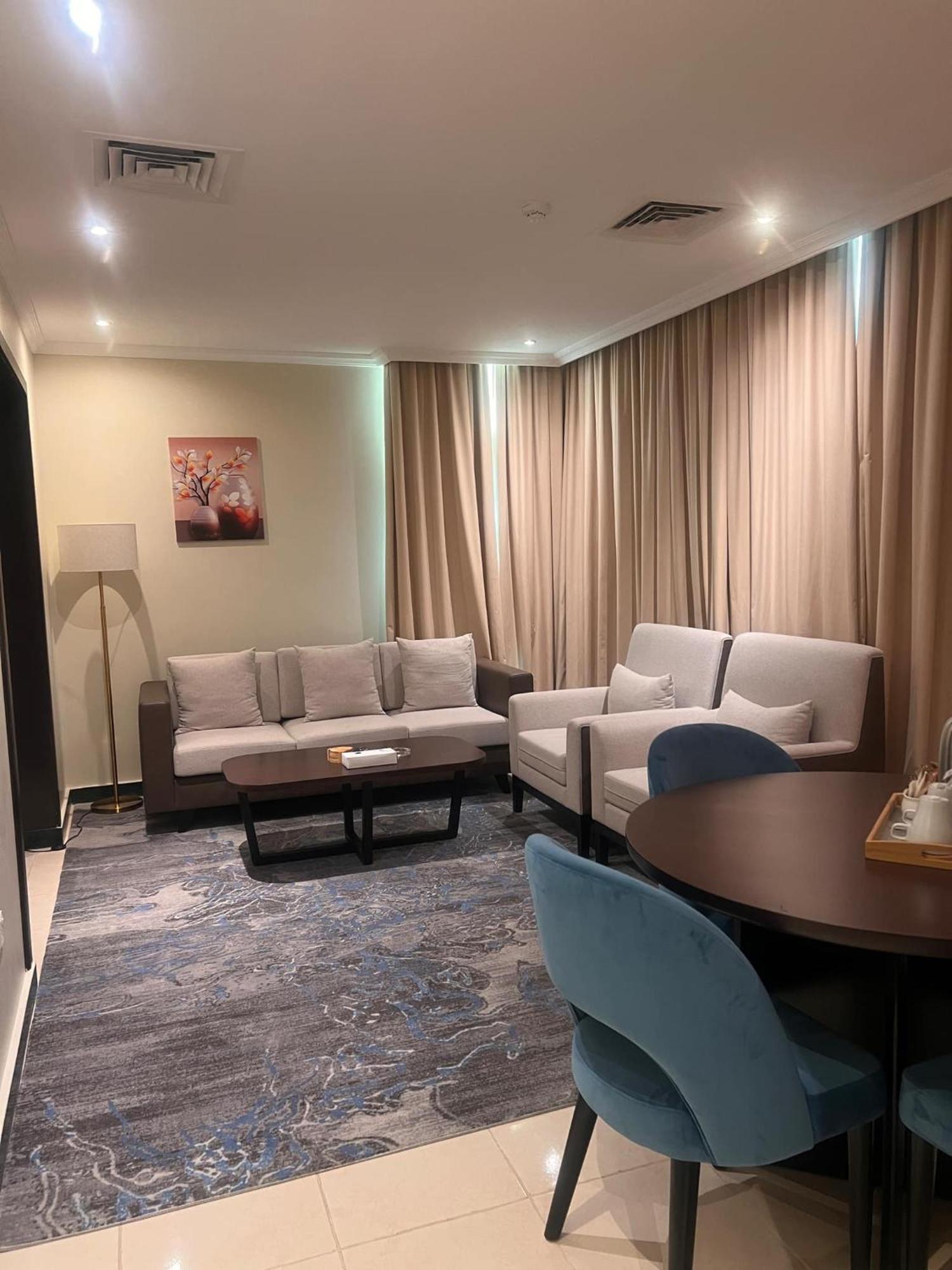 Ag Hotel Abu Dzabi Kültér fotó
